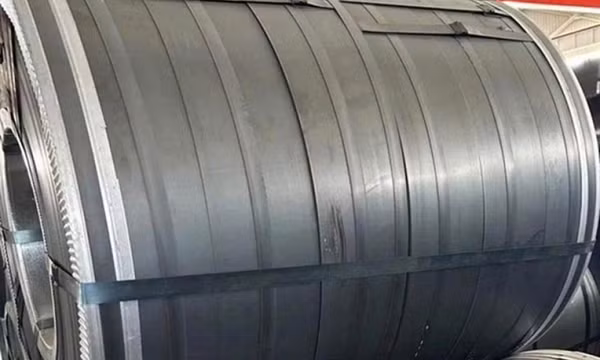 Nhập khẩu thép khổ rộng tăng 26 lần, Bộ Công Thương yêu cầu giám sát chặt