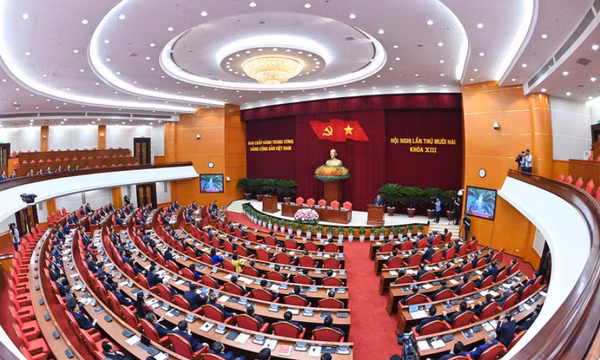 Thông báo Hội nghị lần thứ 12 Ban Chấp hành Trung ương Đảng khóa XIII