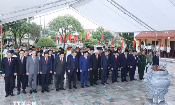 Lễ kỷ niệm 110 năm Ngày sinh Tổng Bí thư Nguyễn Văn Linh