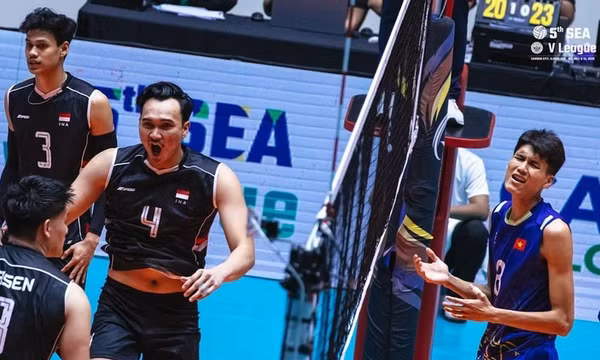 Bóng chuyền nam Việt Nam lập hat-trick thua Indonesia trong năm nay