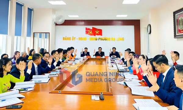 Hội nghị Ban Thường vụ Đảng ủy; Hội nghị Ban Chấp hành Đảng bộ phường và HĐND phường Hạ Long khóa I, kỳ họp thứ nhất nhiệm kỳ 2021-2026