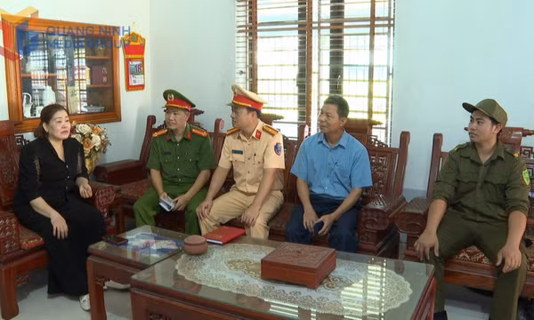 Phát huy vai trò bí thư chi bộ, trưởng thôn, khu trong đảm bảo ATGT