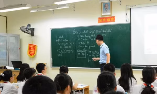 Giáo viên có được phụ cấp lâu năm trong thời gian nghỉ hè?