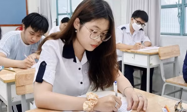 Link tra cứu điểm thi tốt nghiệp THPT 2025, thí sinh cần biết để tránh nghẽn mạng