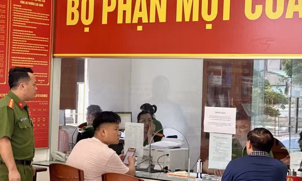 Công an phường Cao Xanh: Quyết tâm không để gián đoạn nhiệm vụ