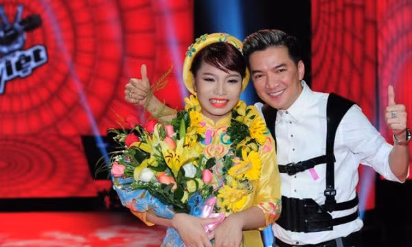 So tài học trò Đàm Vĩnh Hưng và dàn quán quân khi thi đấu ở Anh trai say hi