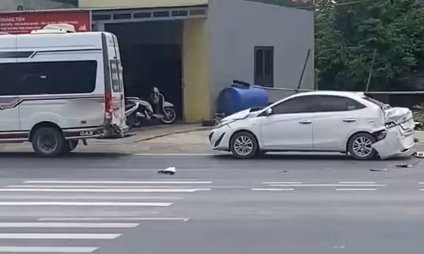 3 ô tô tông nhau liên hoàn trên Quốc lộ 1