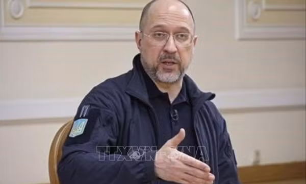 Thủ tướng Ukraine đệ đơn từ chức