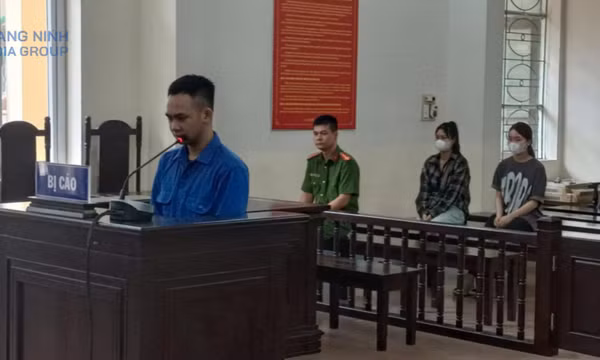 Lĩnh 8 năm 6 tháng tù giam về hành vi mua bán trái phép ma túy