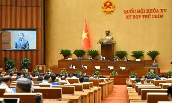 “Nới lỏng” chính sách cho nhập, trở lại quốc tịch Việt Nam