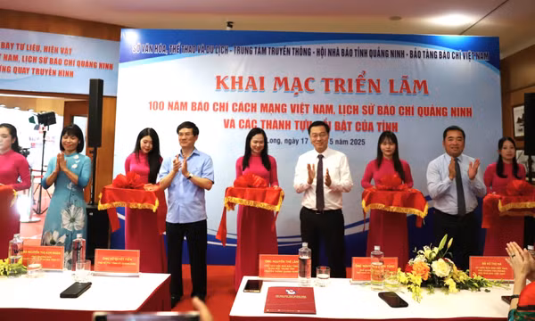 Khai mạc triển lãm kỷ niệm 100 năm Báo chí Cách mạng Việt Nam