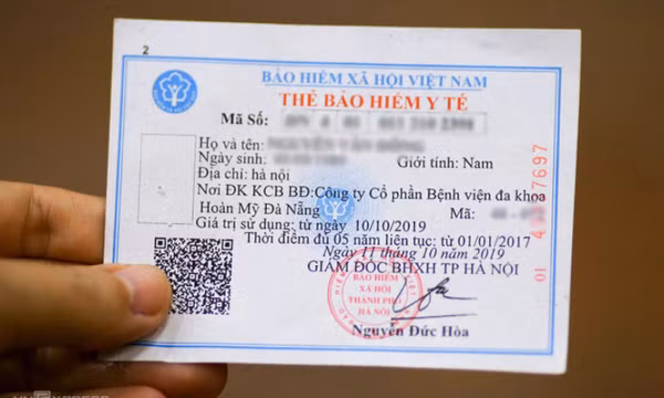 Dùng thẻ bảo hiểm y tế giấy đến hết 31/5
