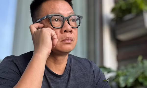 Cơn bão hàng giả cuốn phăng nhiều nghệ sĩ Việt