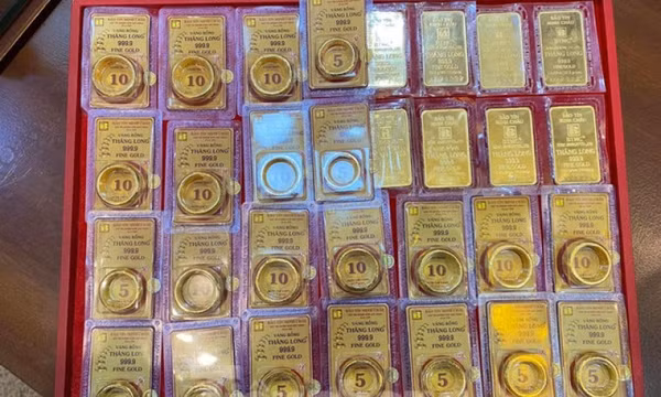 Giá vàng nhẫn giảm mạnh, SJC đứng im