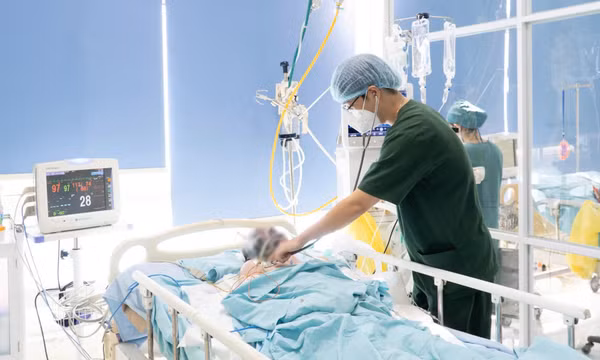 Nổ lớn tại nhà máy ở Quảng Nam, nhiều công nhân nhập viện