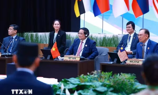 Thủ tướng: "Thanh niên là chủ thể kiến tạo, dẫn dắt ASEAN trong tương lai"