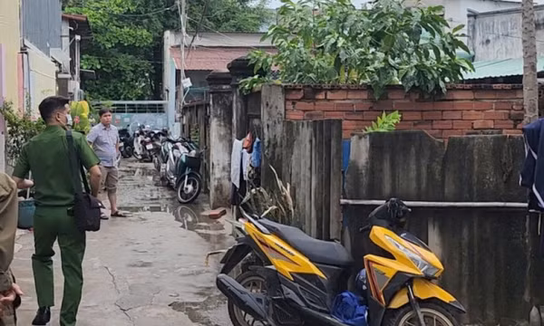 Cháy phòng trọ ở TP HCM, 2 người chết