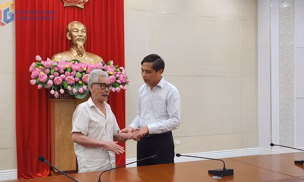 Đối thoại giải quyết khiếu nại của công dân phường Cẩm Sơn 