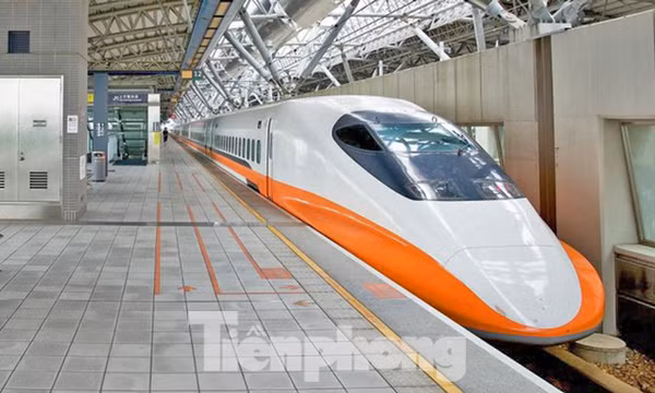 Đường sắt tốc độ cao Bắc - Nam: Cơ hội ngàn năm hay thách thức thế kỷ?