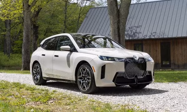 BMW iX 2026: Bước tiến vượt trội của SUV điện hạng sang