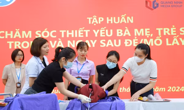Chăm sóc, bảo vệ sức khỏe bà mẹ, trẻ em