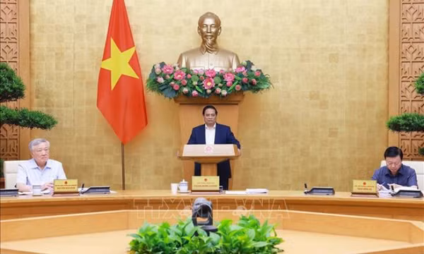 Thủ tướng Phạm Minh Chính: Thay đổi tư duy từ quản lý sang kiến tạo, phục vụ