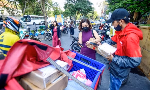Nhiều thương hiệu Việt đuối sức trên sàn online
