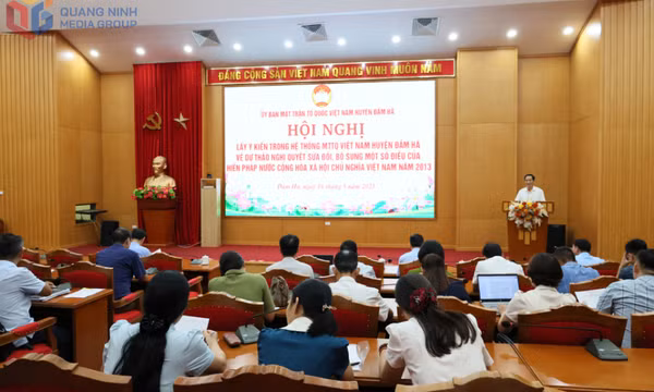 Đầm Hà: Lấy ý kiến về dự thảo Nghị quyết sửa đổi, bổ sung một số điều của Hiến pháp năm 2013