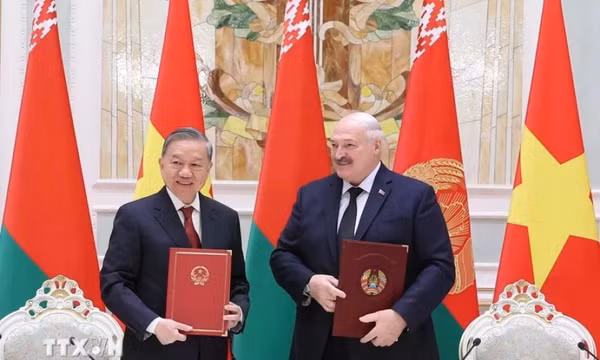 Tuyên bố chung về việc thiết lập quan hệ Đối tác Chiến lược Việt Nam-Belarus