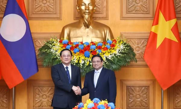 Việt Nam-Lào tăng cường kết nối hai nền kinh tế, thúc đẩy các dự án hợp tác trọng điểm