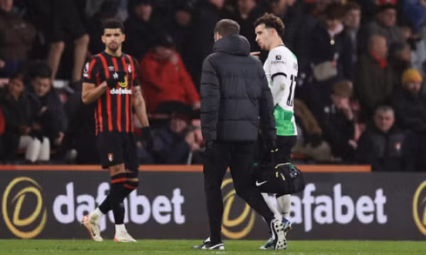 Klopp cập nhật tình trạng chấn thương của Curtis Jones