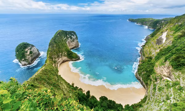 Bali thu phí khách quốc tế từ ngày Lễ Tình nhân