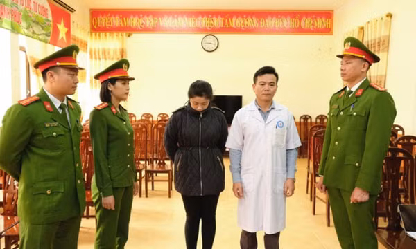 Khởi tố nhóm bác sĩ, điều dưỡng lập hồ sơ khống, trục lợi bảo hiểm y tế