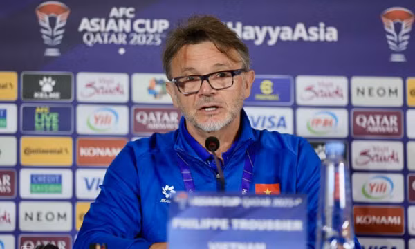 HLV Troussier: 'Trước khi tôi đến, Việt Nam đã thua tám trận ở vòng loại World Cup'