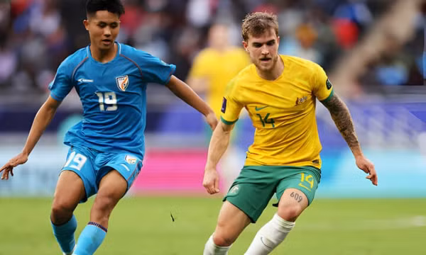 Tuyển Australia thắng Ấn Độ trong trận đấu đặc biệt nhất Asian Cup