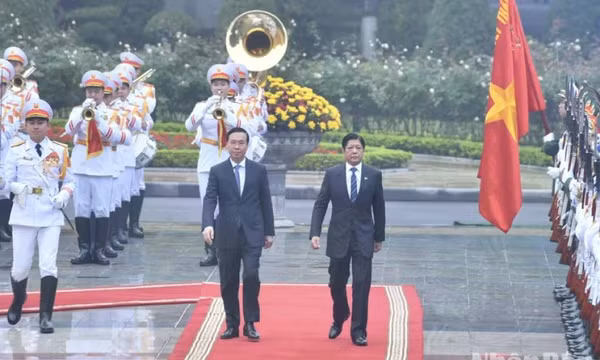 Chủ tịch nước Võ Văn Thưởng và phu nhân chủ trì Lễ đón chính thức Tổng thống Philippines Ferdinand Marcos Jr và phu nhân