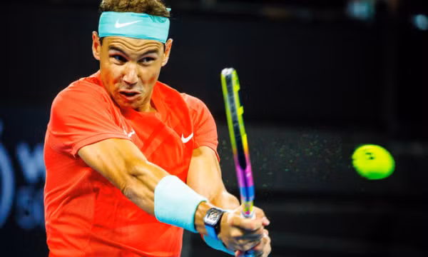 Nadal thắng dễ Thiem trong ngày đánh đơn trở lại