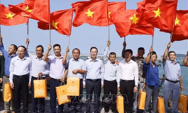 Gắn kết nhau bằng tình yêu thương và lòng nhân ái
