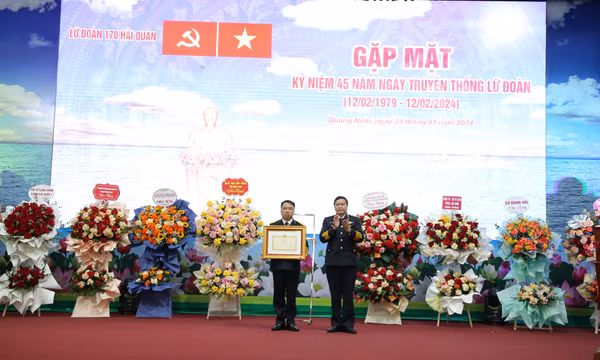 Lữ đoàn 170 Vùng 1 Hải quân gặp mặt kỷ niệm 45 năm Ngày truyền thống Lữ đoàn 