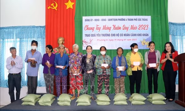 Hỗ trợ hơn 14.169 tấn gạo cứu đói dịp Tết Nguyên đán và giáp hạt năm 2024 cho 15 tỉnh