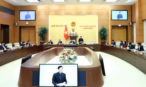 Họp Ủy ban Thường vụ Quốc hội: Gỡ vướng trong quy định của Luật Đầu tư Công