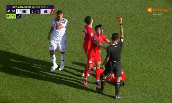 Cựu giám sát VFF: 'Trọng tài xử lý đúng các lỗi của Việt Nam'
