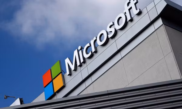 Microsoft trở thành công ty 3.000 tỷ USD thứ hai trên thế giới