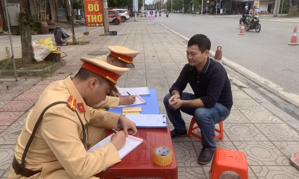 Quyết liệt xử lý lái xe vi phạm tốc độ