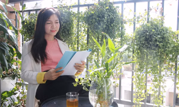 NSƯT Hương Sen: Dành trọn tình yêu cho nghệ thuật cải lương