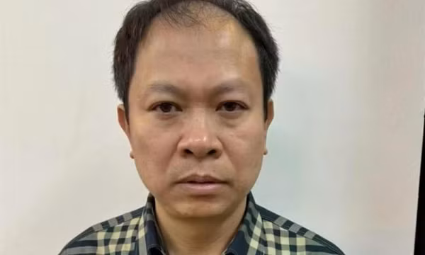 Khởi tố Tổng Giám đốc Tổng Công ty Cổ phần Sông Hồng do có liên quan vụ AIC