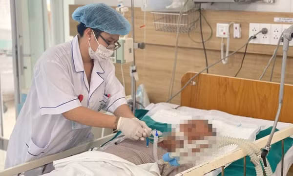 Cận Tết lại lo ngộ độc rượu