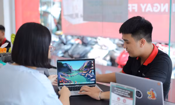 Một năm qua, chuỗi FPT Shop đóng hơn 30 cửa hàng