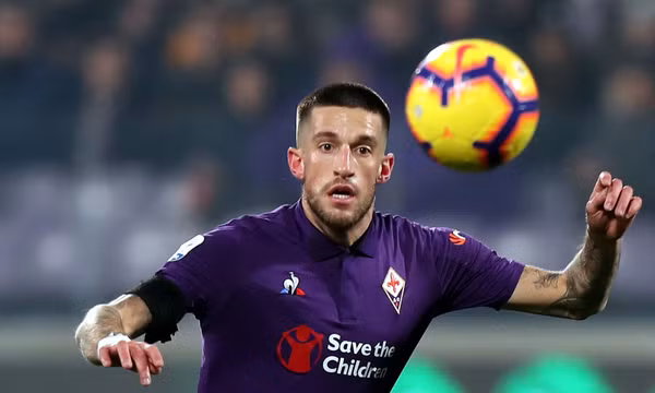 Đội trưởng Fiorentina bị treo giò trong trận đấu với Inter