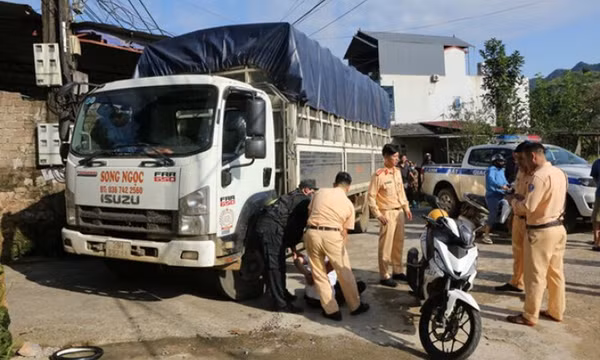 1 giờ truy đuổi tài xế uống rượu, chạy 130km/h trốn CSGT